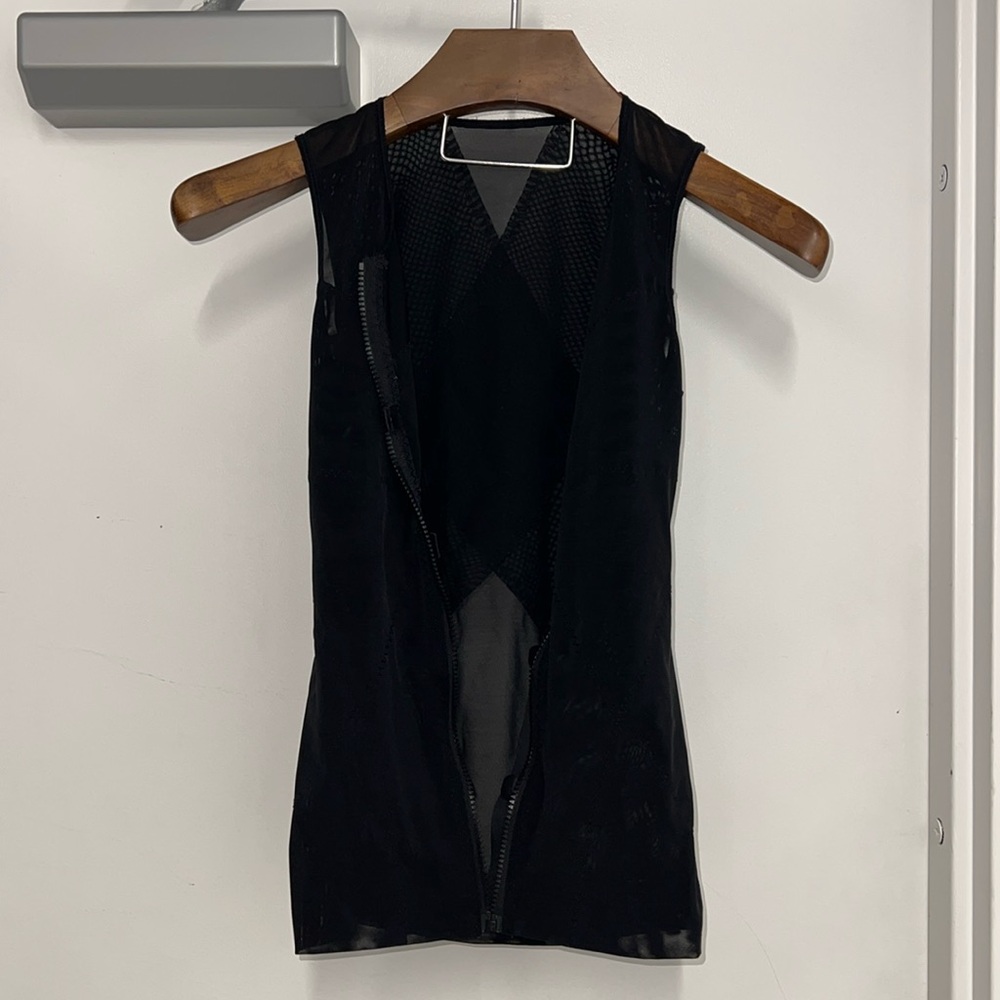 Men’s Medium Zip-Up Compression Top